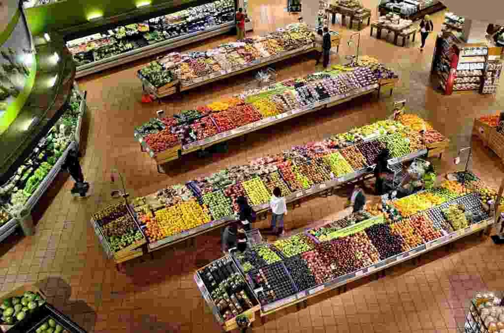 Pro-Clean retail and commercial cleaning services